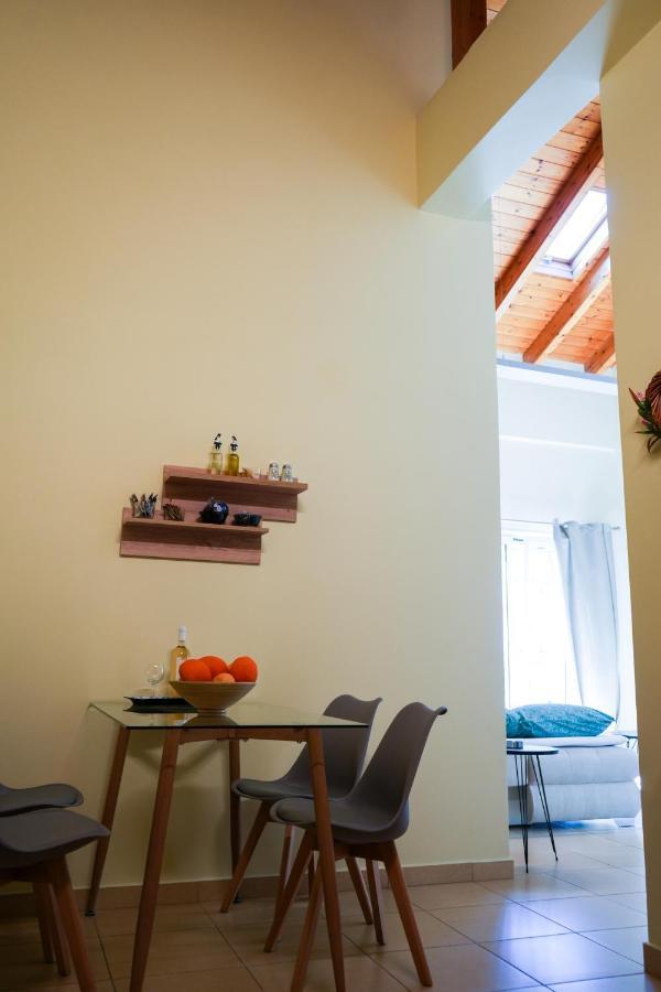 Aggeliki'S Guest House ナフプリオ エクステリア 写真